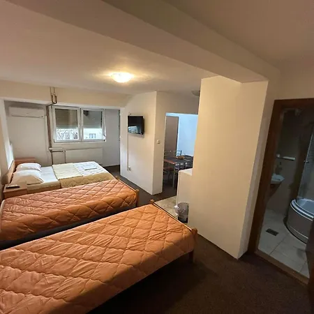 Avanti Apartment *